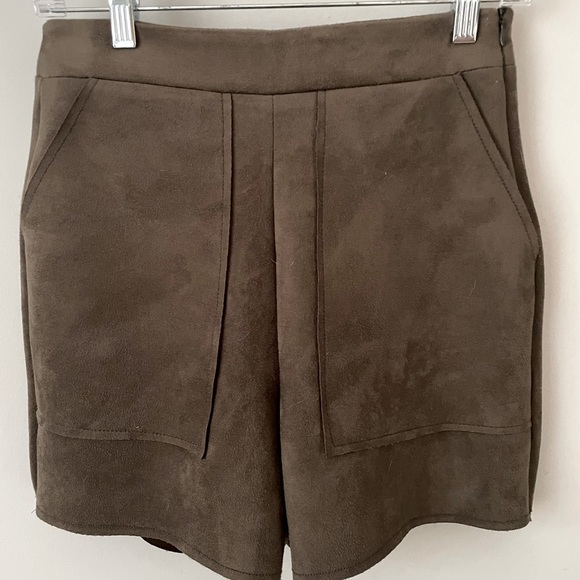 Zara Pants - Zara Faux Suede Shorts